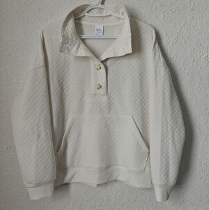 BNWOT STARS ABOVE Sweater